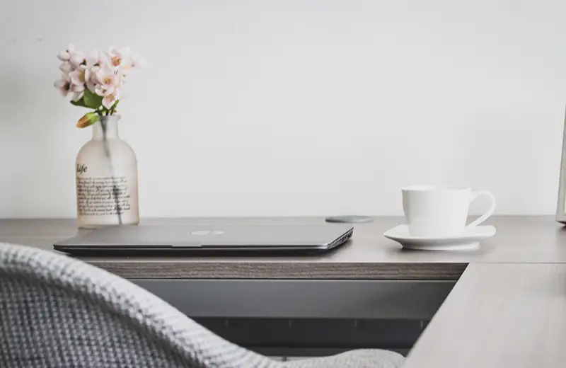 The happiness and sadness of people buying a house